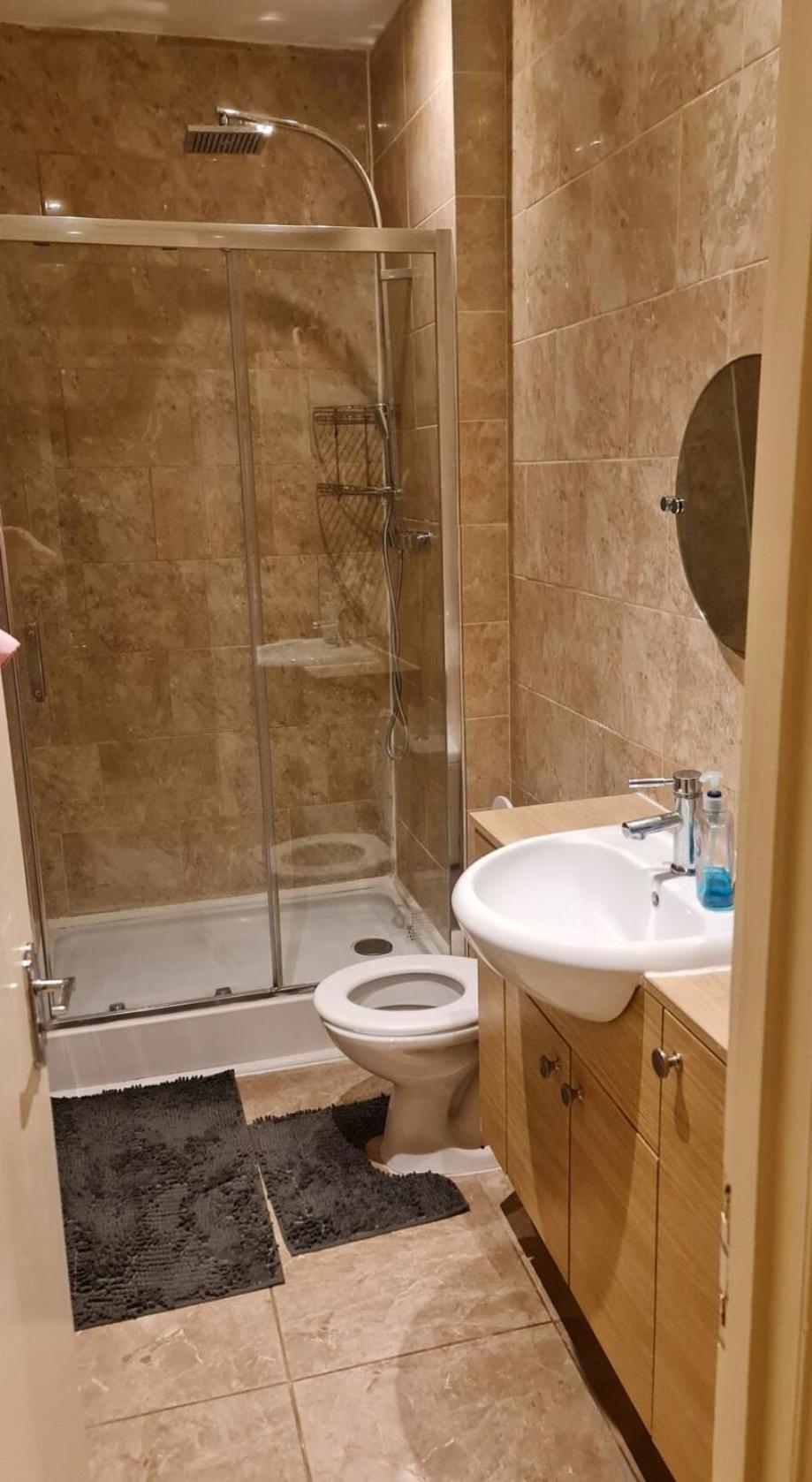 Privatunterkunft Cosy Bedroom Near Airport London